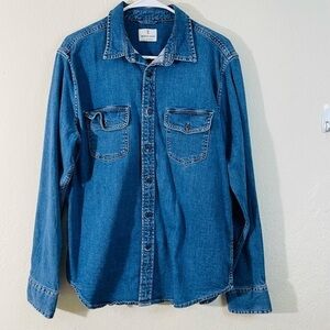 Mutual Weave Long Sleeve Button Down Denim Shirt Men Size Large Blue Pockets